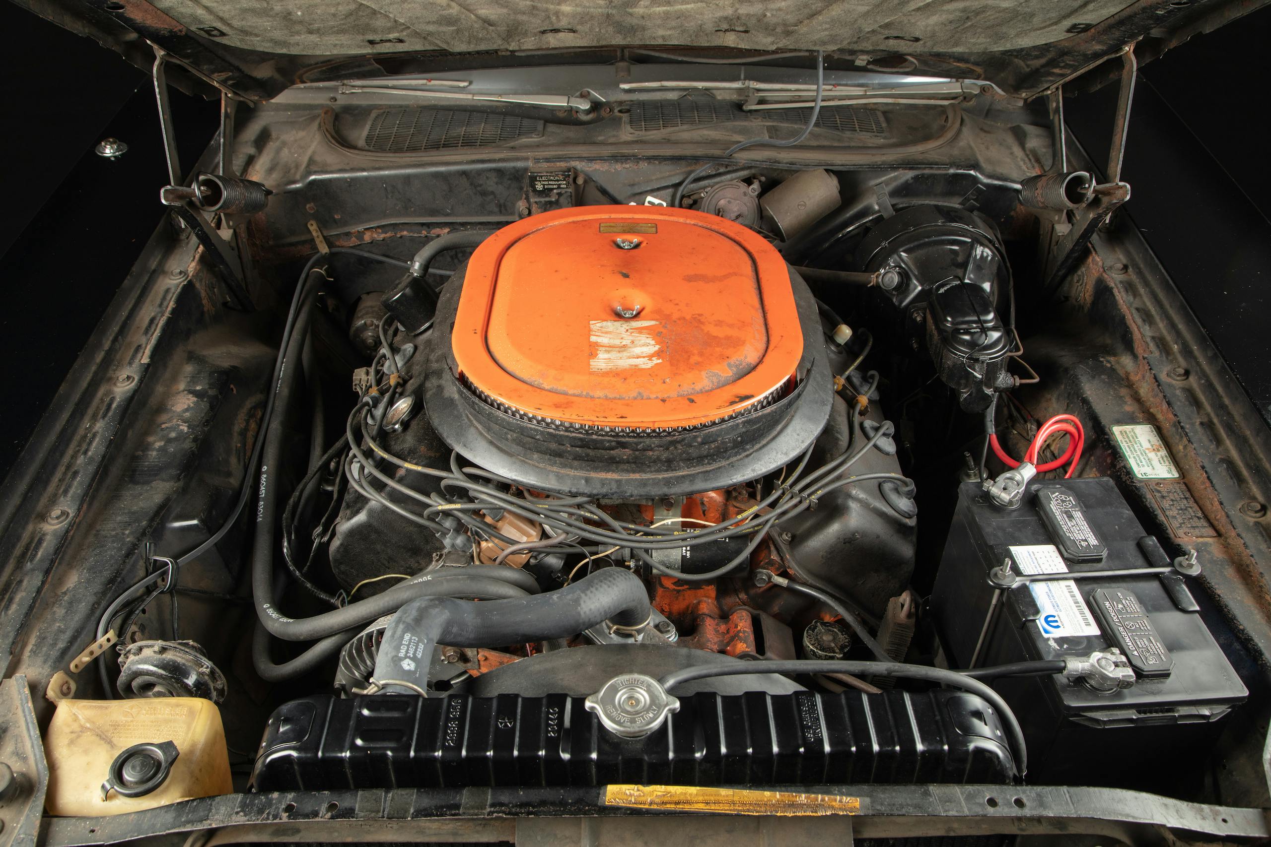 Challenger engine