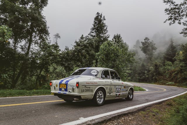 Volvo La Carrera Rally Brothers5