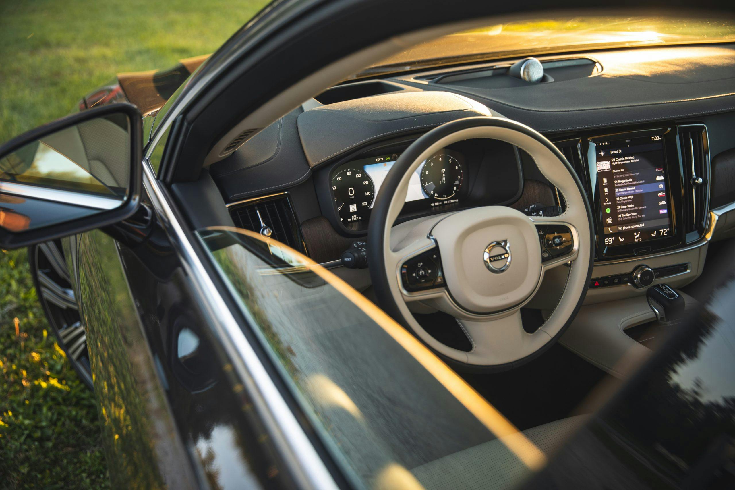Volvo V90 interior through window steering wheel