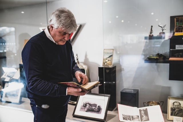 alvis stote showing off documents