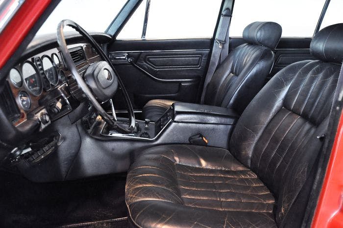 1976 Jaguar XJ6 owned by ferdinand porsche interior side profile