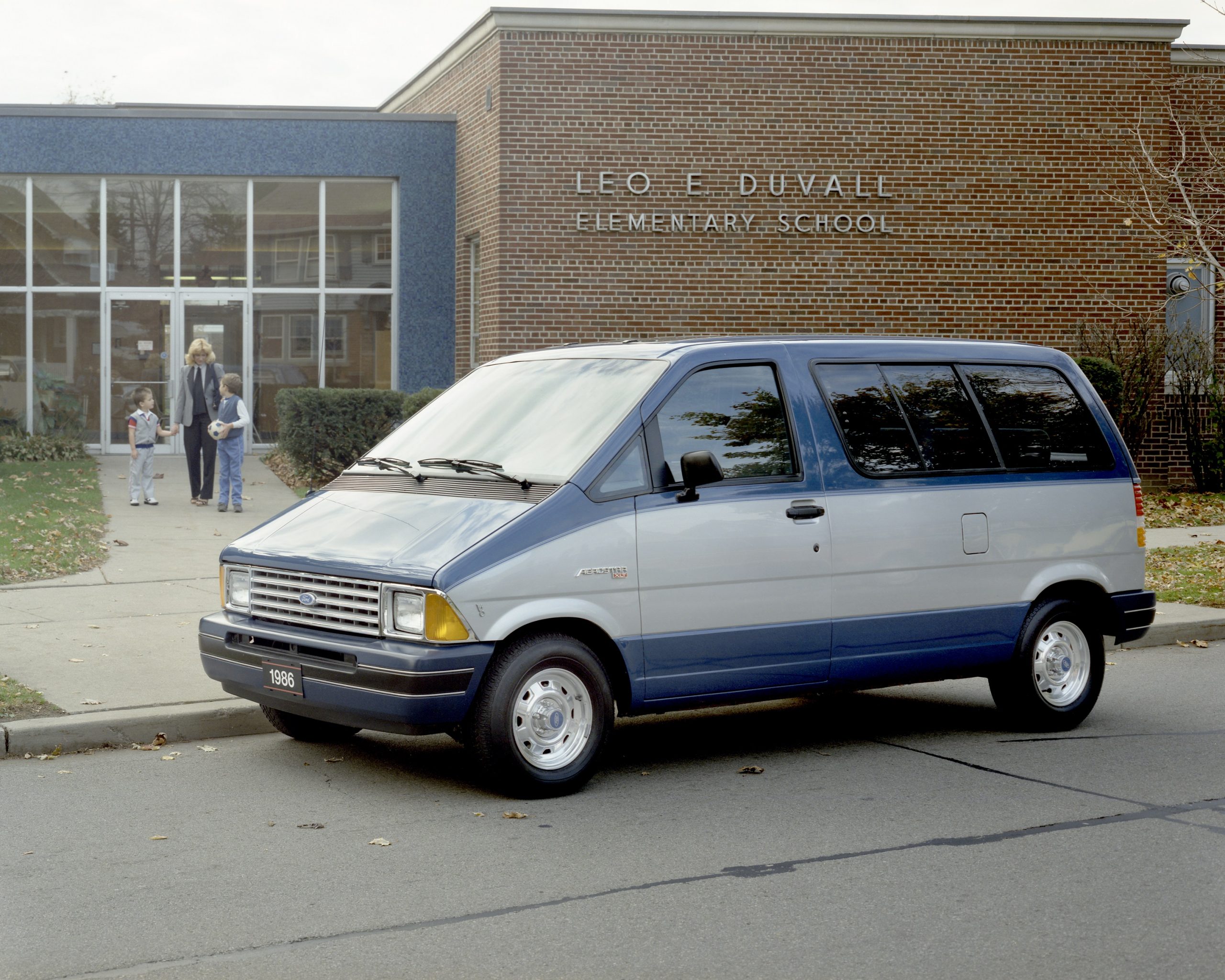 ford aerostar van