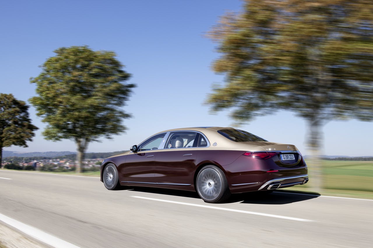 Mercedes-Maybach S-Class 2020 rear tracking