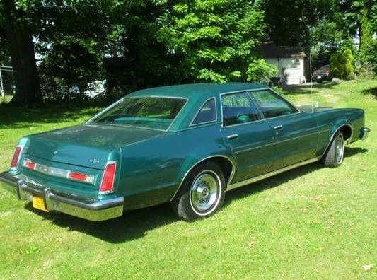 jade green 1977 Ford LTD II