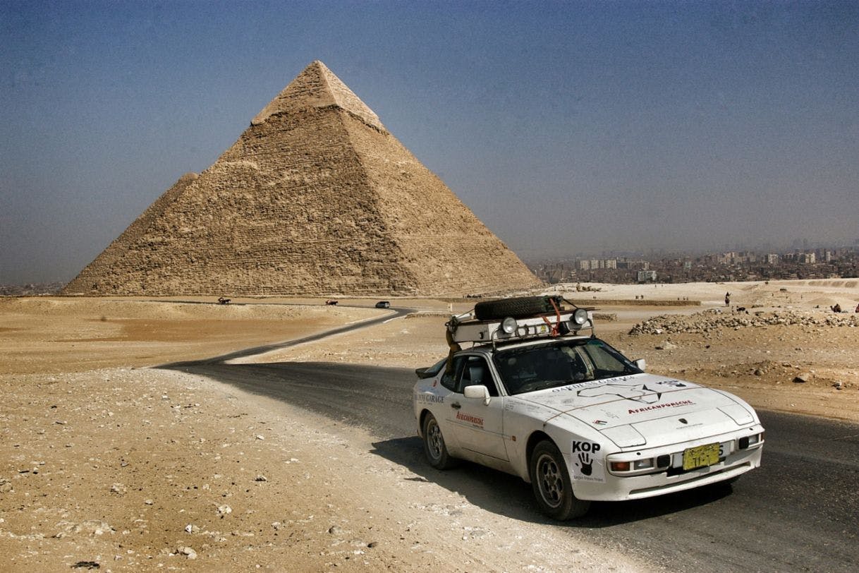 Africa Porsche 944 great pyramids of Egypt