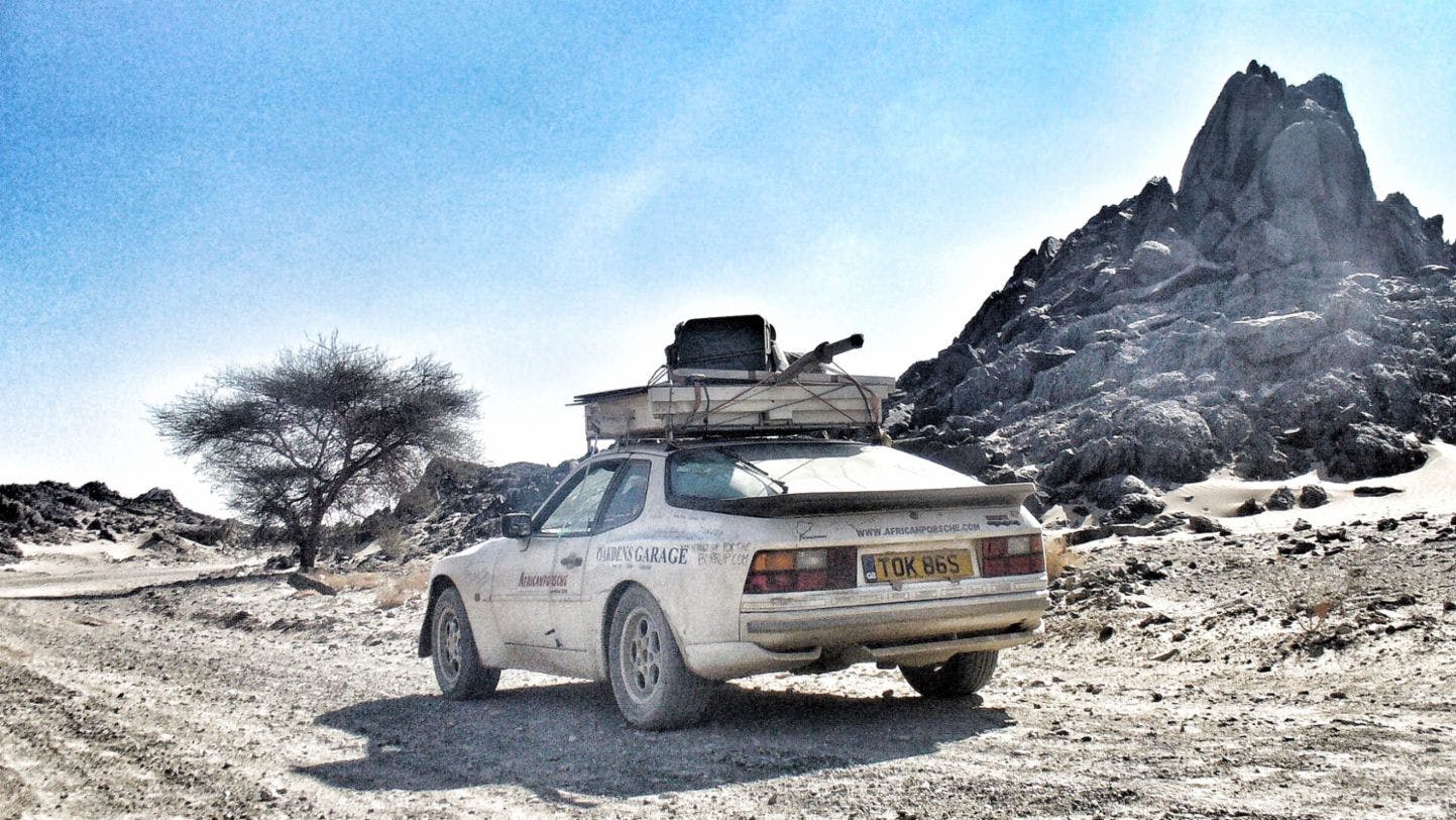 Africa Porsche 944 sans exhaust in Sudan