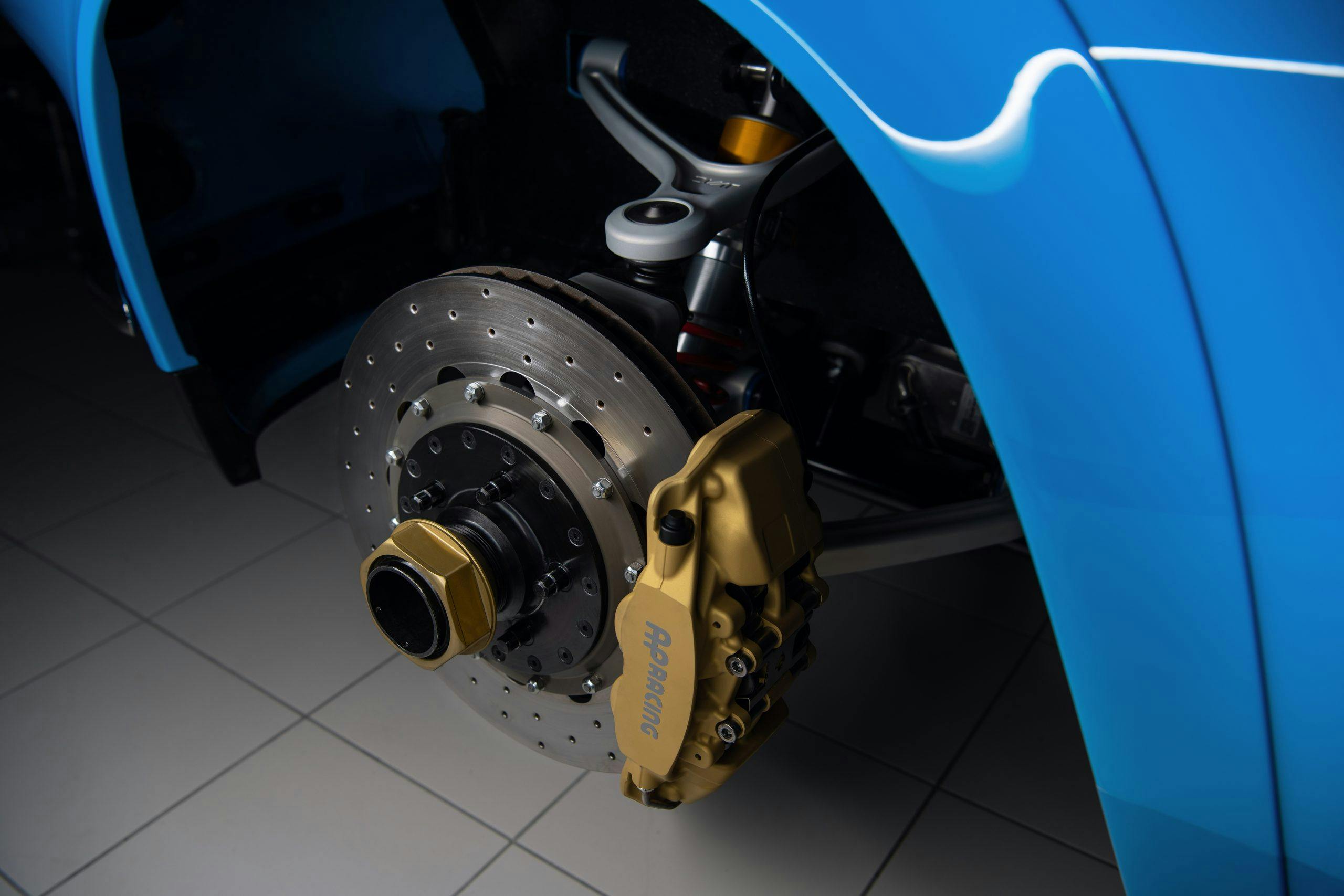 Cyan Racing Volvo P1800 brake suspension