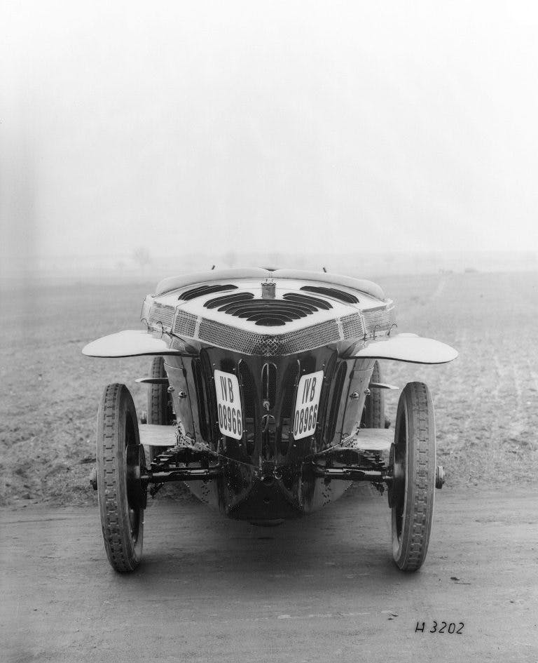 Rumpler-Tropfenwagen roadster racecar rear