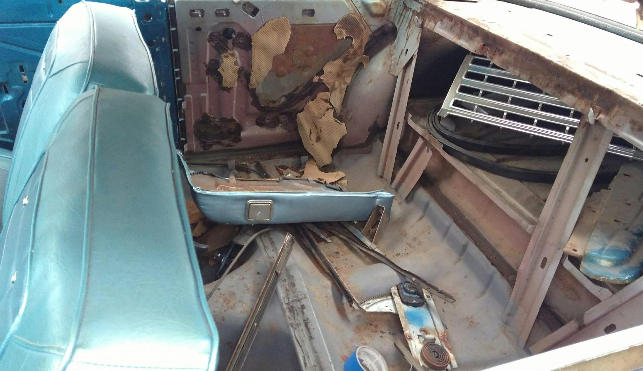 Jason Prince - 1962 Chevrolet Impala - Before resto - Interior rear seats