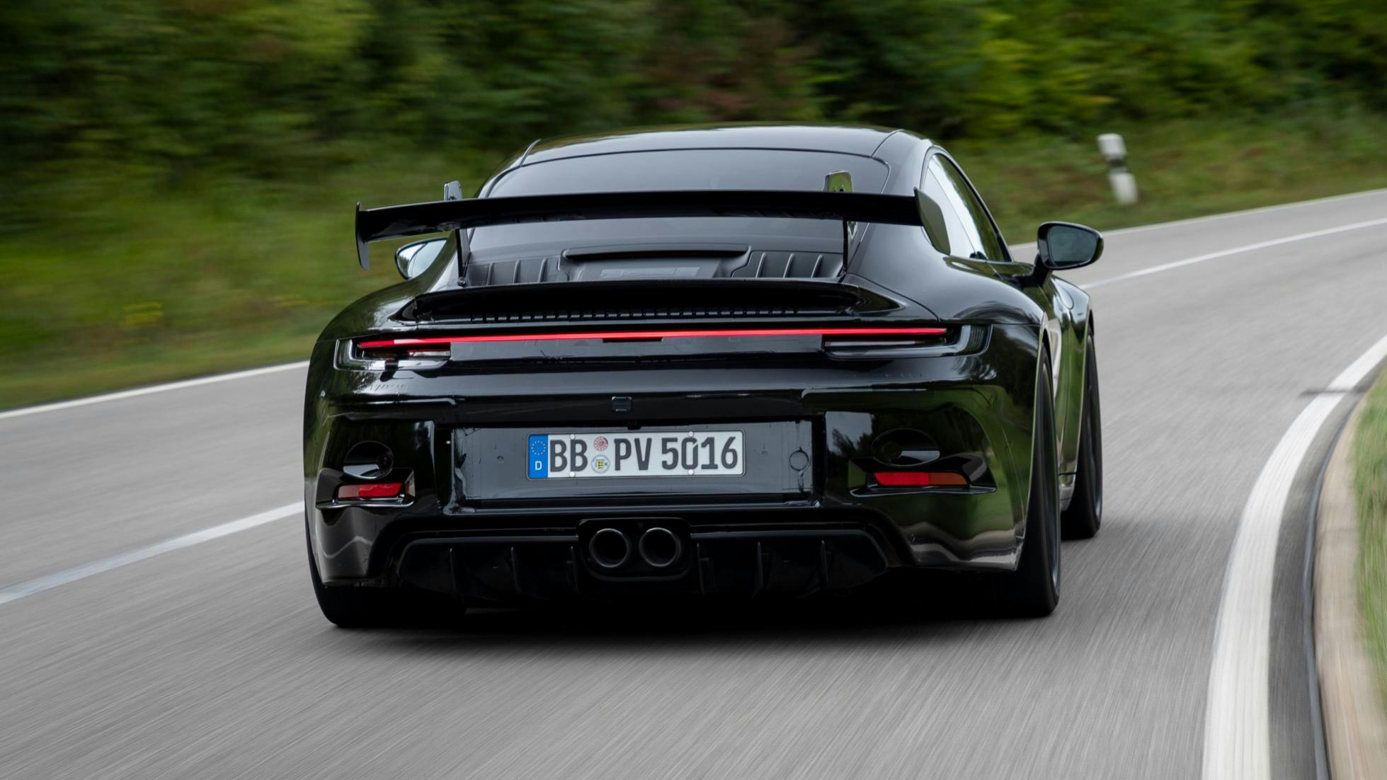 Porsche-911-GT3-RS-7