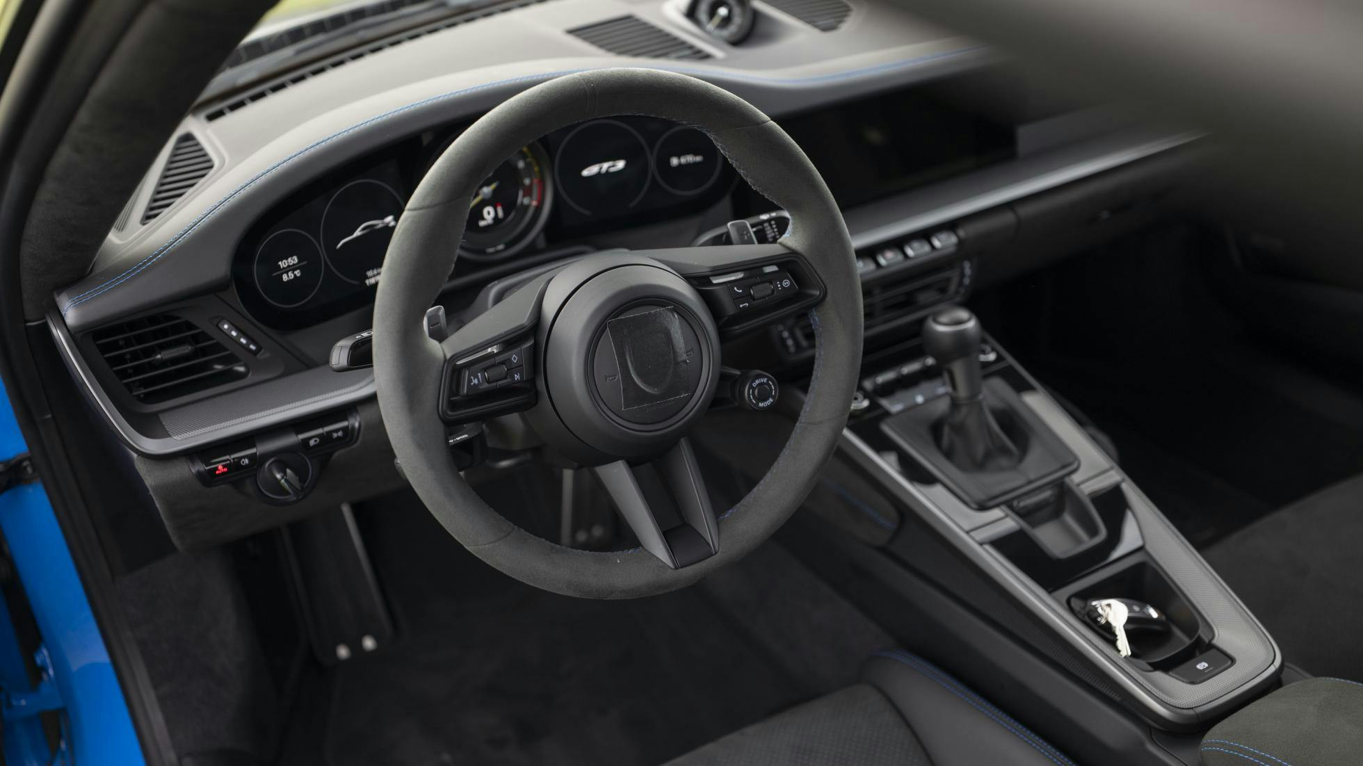 Porsche-911-GT3-RS-interior
