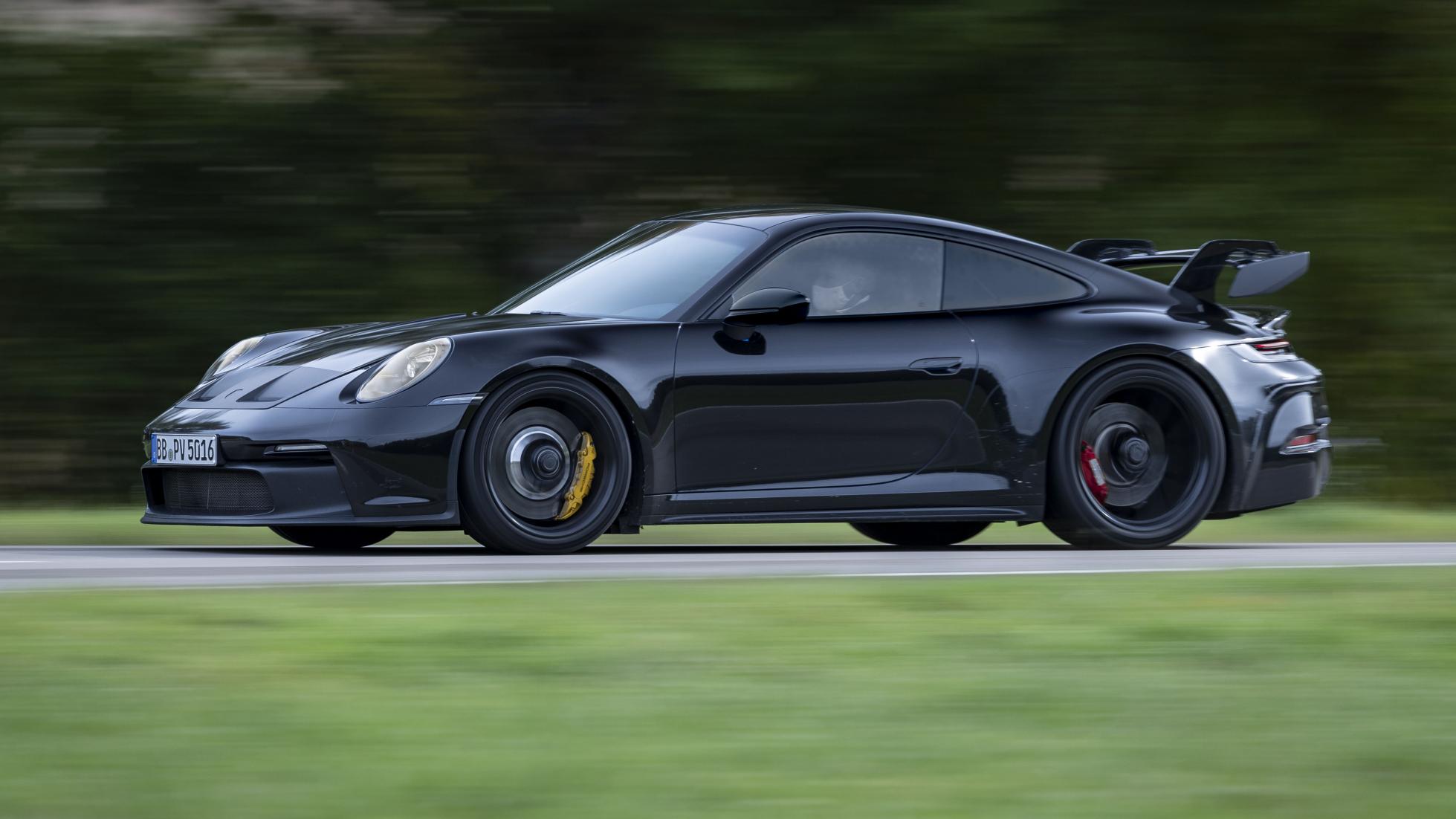 初売りセール 2021 the reveals Porsche 911 Media Hagerty - GT3 ミニカー