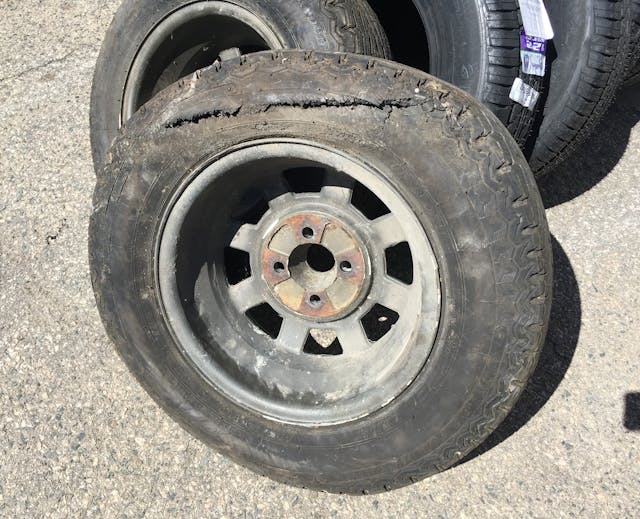 Rob Siegel - The wheel and tire balancing nightmare - Rotted tire
