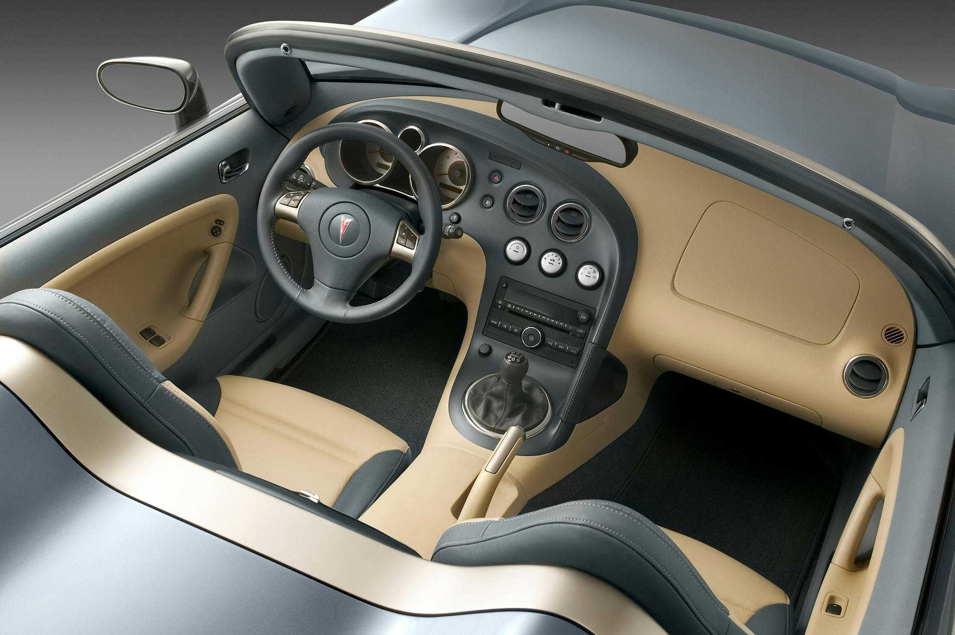 2006 Pontiac Solstice interior