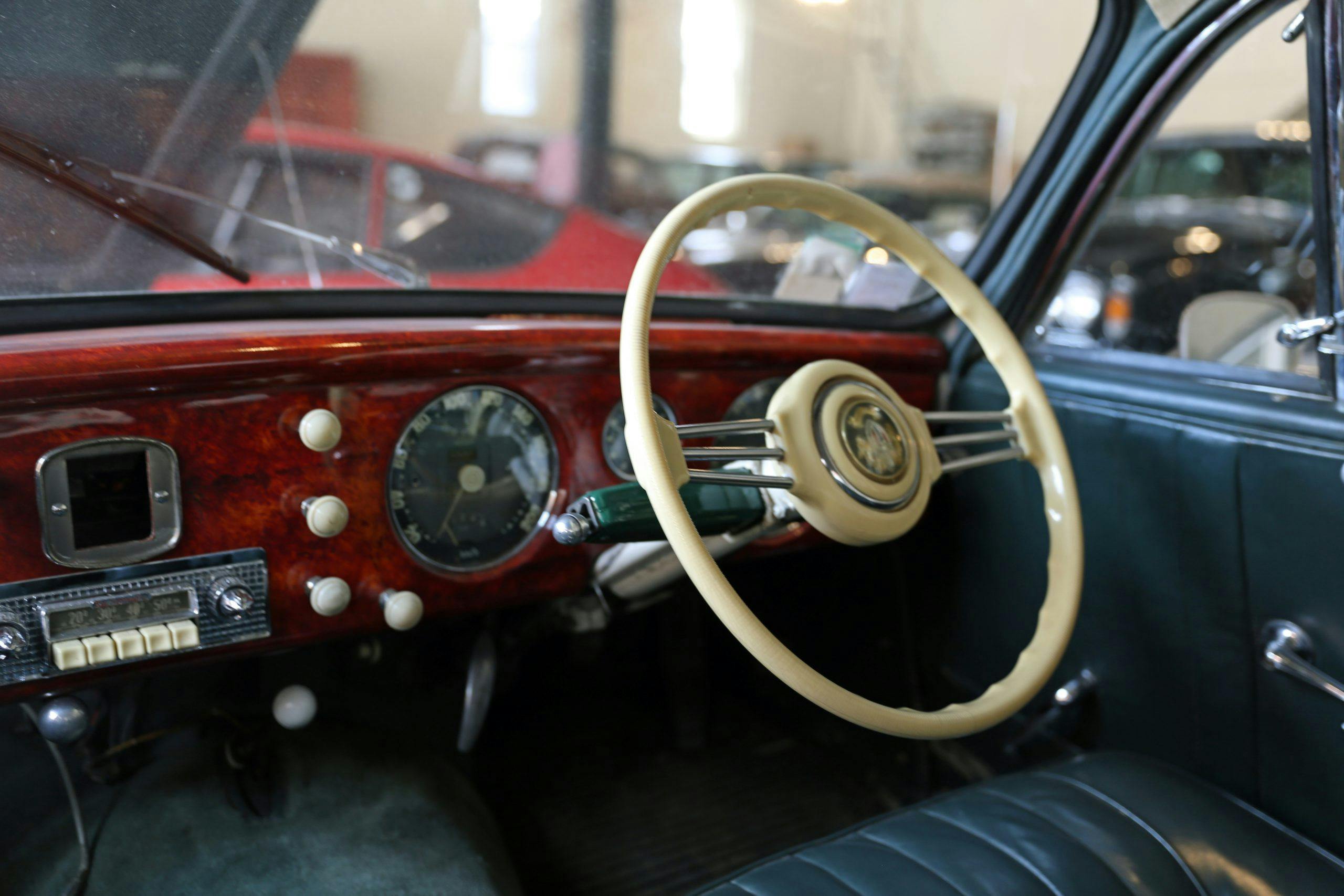 Salmson coupe with Preselector gearshift clutchless