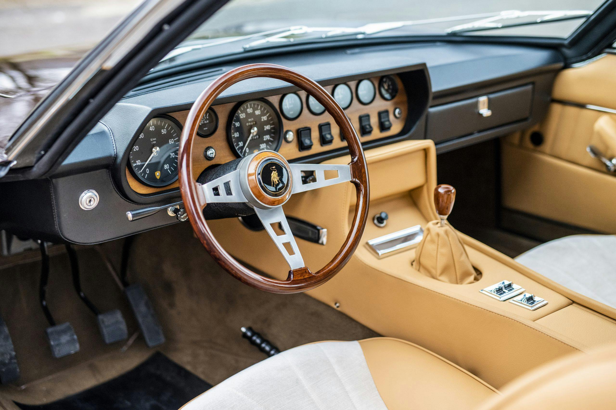 1969 Lamborghini Islero GTS interior