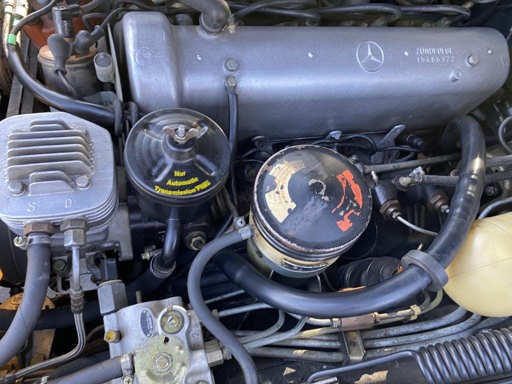 1969 Mercedes-Benz 600 Elvis car engine