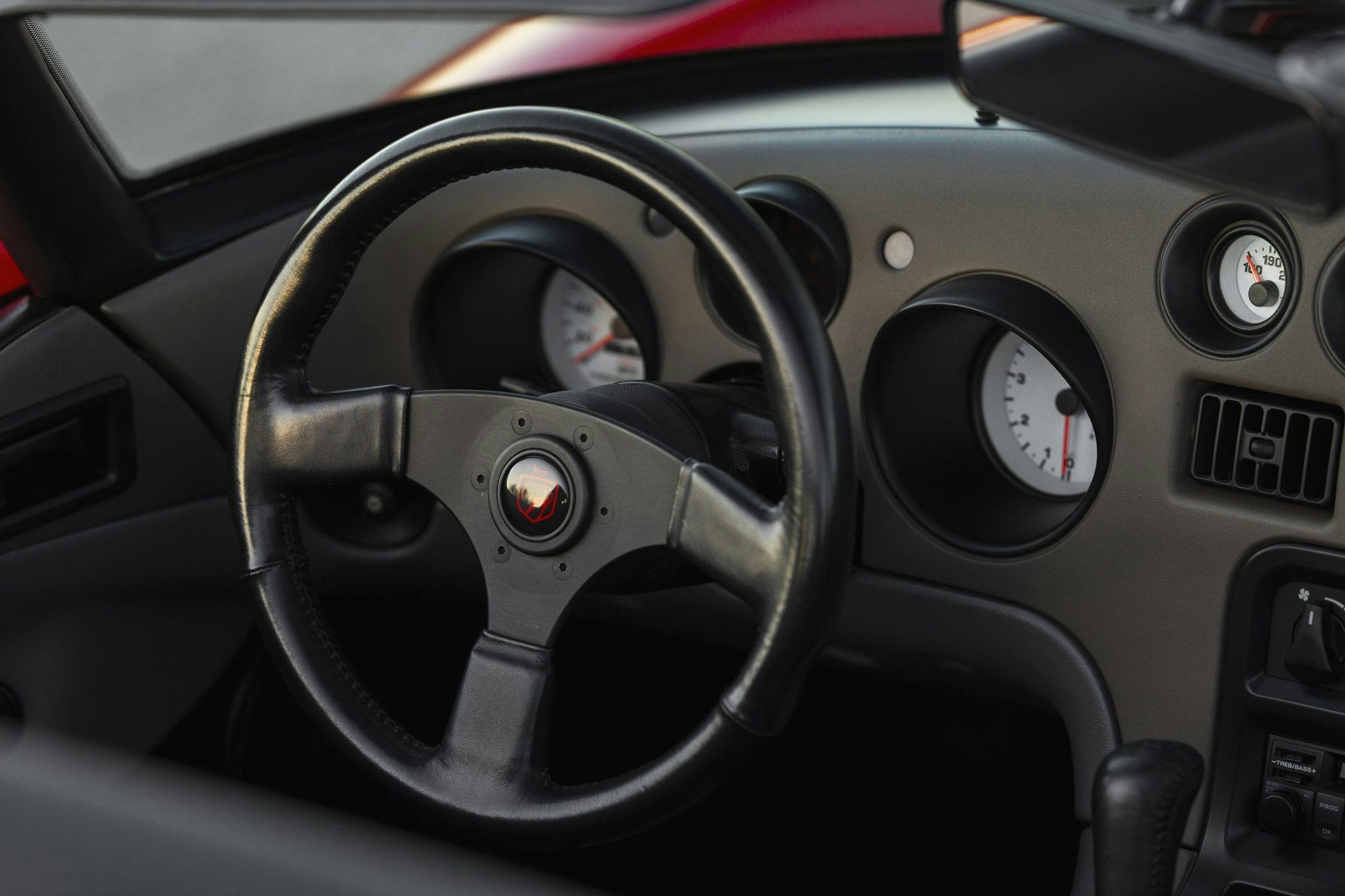 1992 Dodge Viper RT-10 interior steering wheel