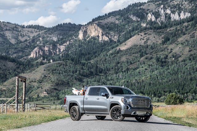 Sierra Denali PIckup front three quarter