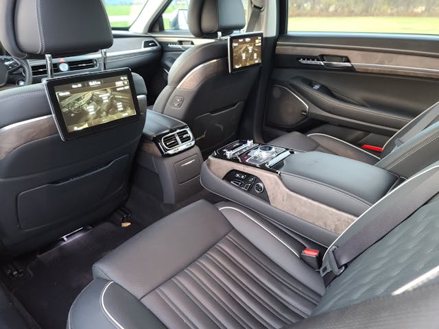 2020 Hyundai Genesis G90 5.0 Ultimate RWD back seat