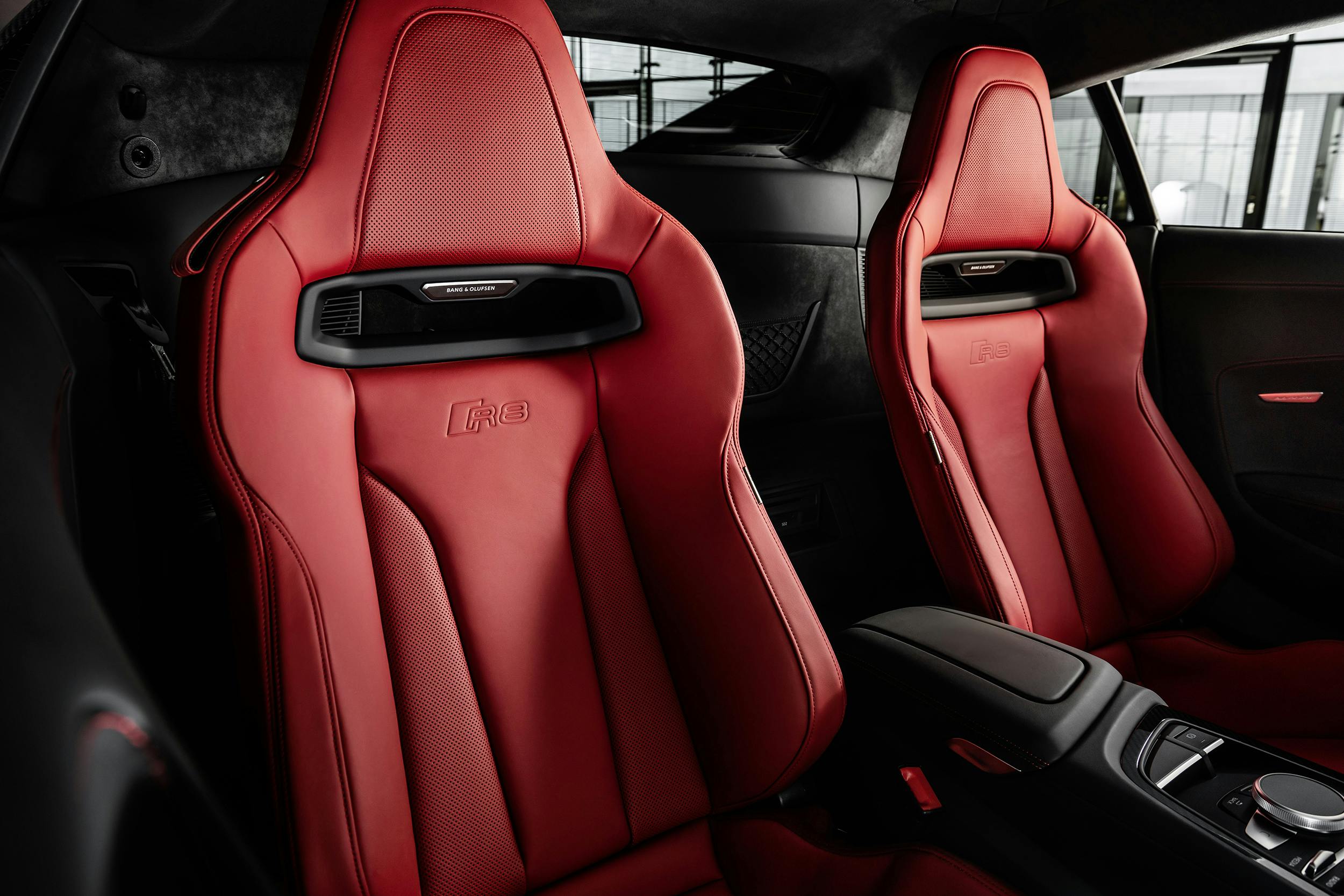 2021 Audi R8 Panther Edition interior