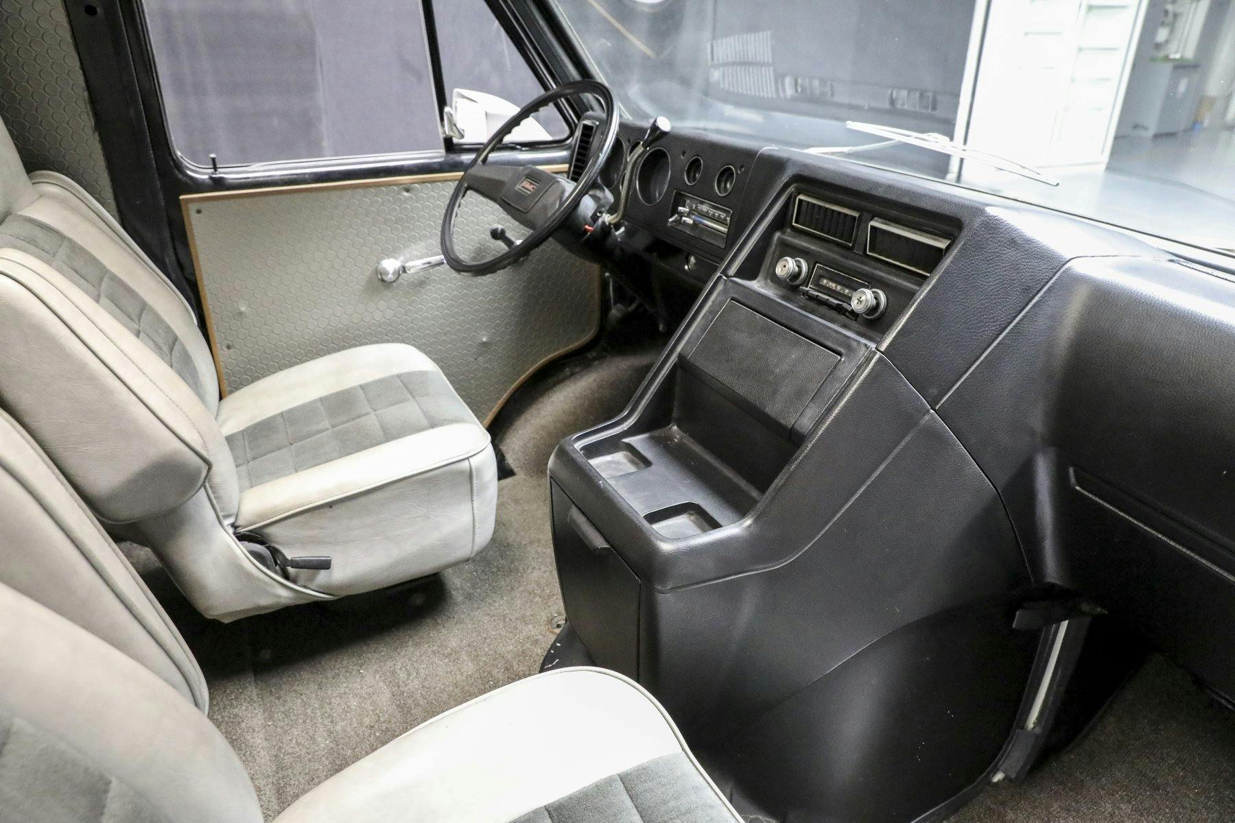 A-Team GMC G-Series 83 Van interior front