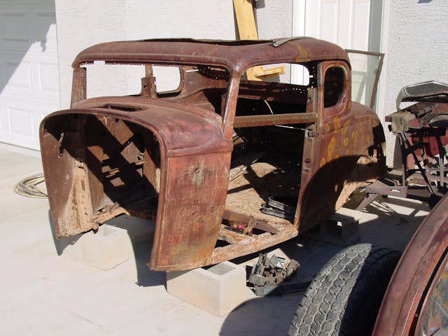 Ford 5-Window Coupe rusty original body