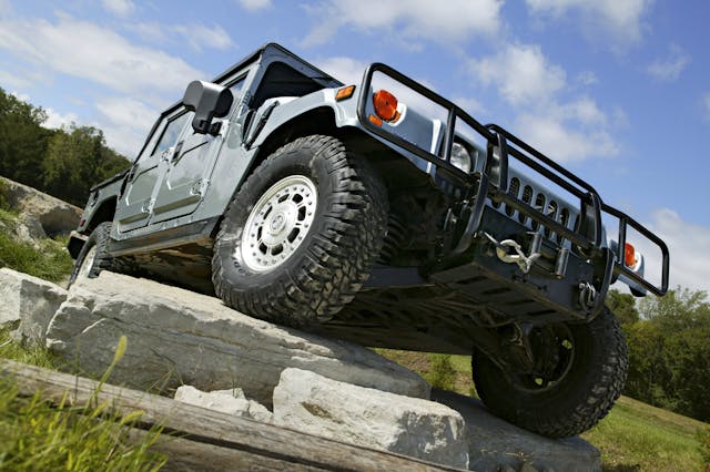 2004 Hummer H1 rock pile ascent