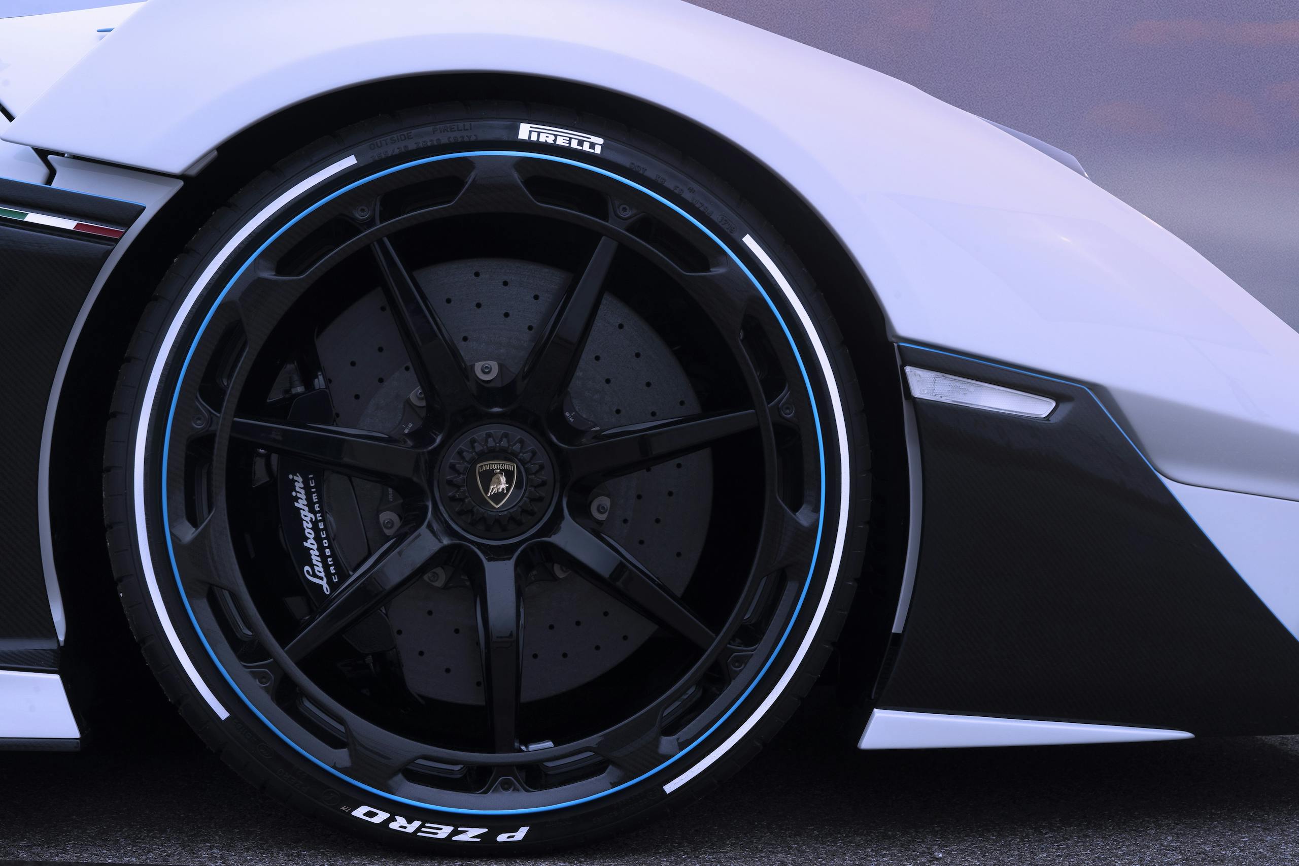 Lamborghini SC20 wheel and tire