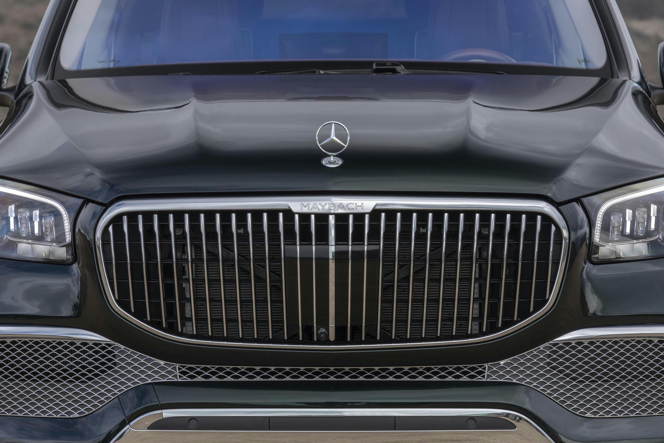 Mercedes-Maybach GLS 600 front grille