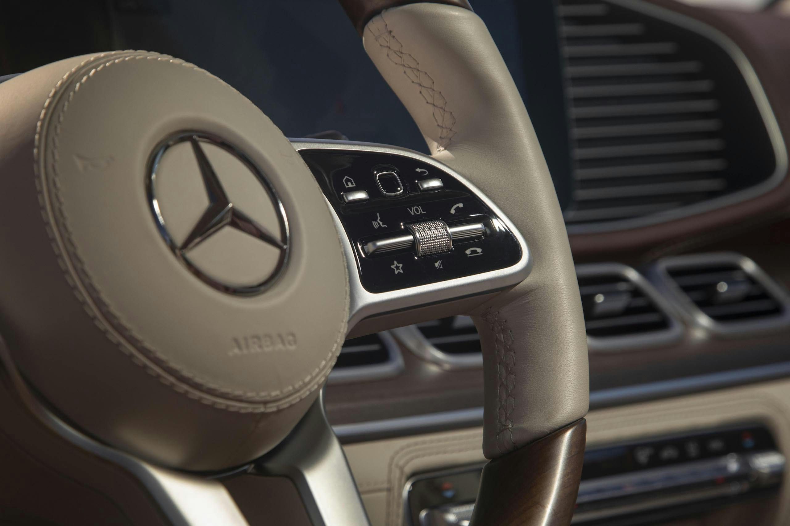 Mercedes-Maybach GLS 600 interior steering wheel detail