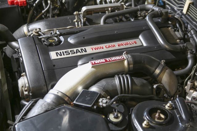 Nissan R32 GT-R RB26DETT engine