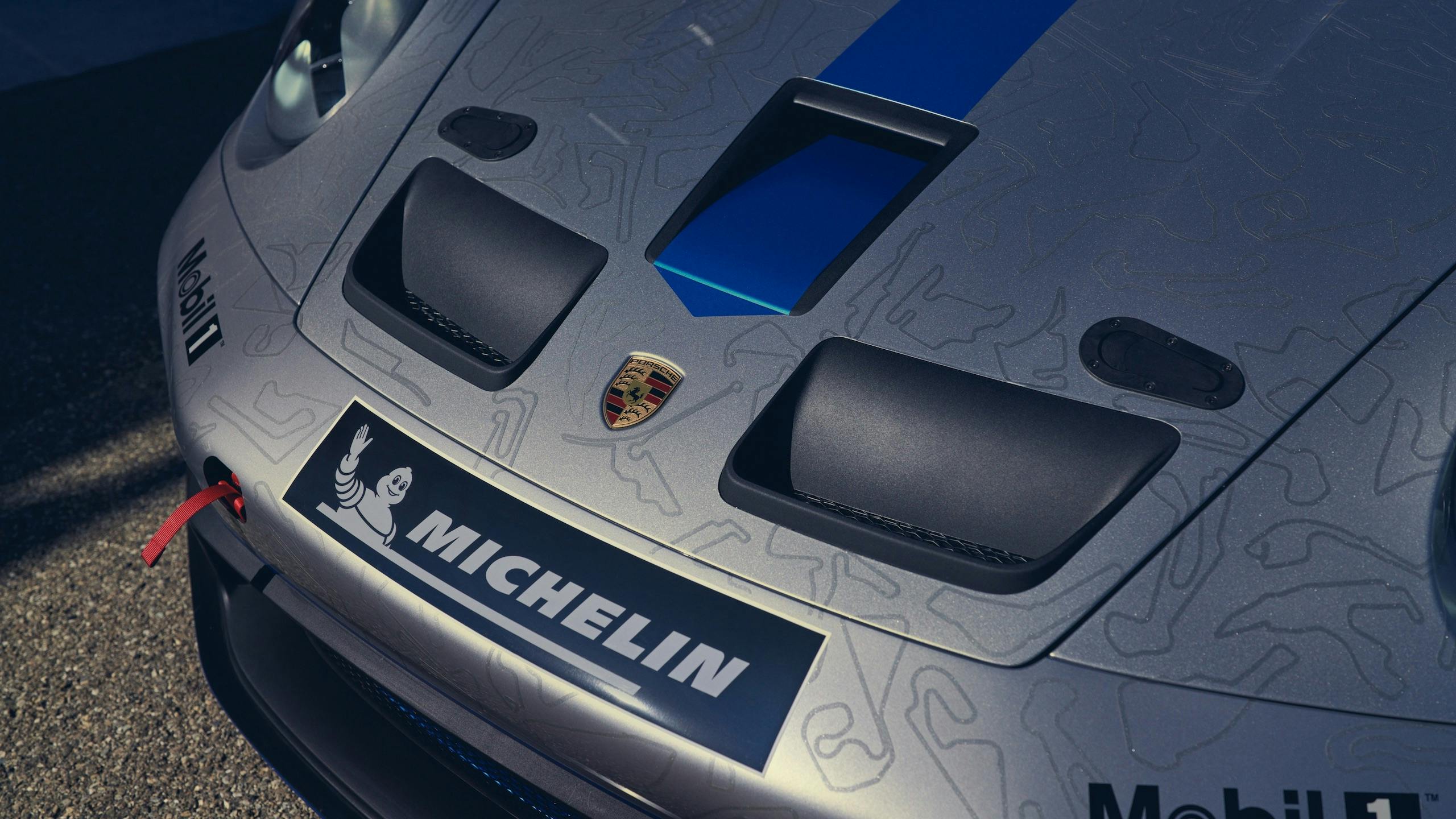 Porsche 911 GT3 front fascia detail close