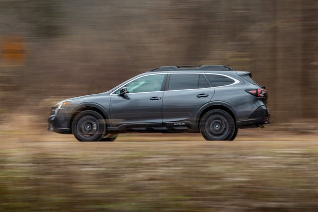 Subaru Outback side profile dynamic action