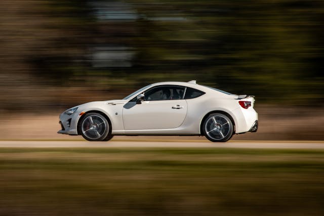 2020 Toyota 86 GT side profile dynamic action