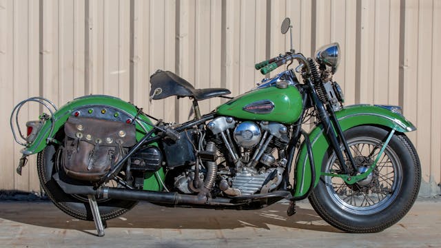 1940 Harley-Davidson EL Knucklehead side