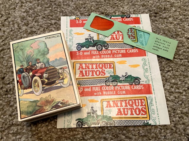 1953 Bowman Antique Autos - Stack of cards with wrapper and 3-D glasses