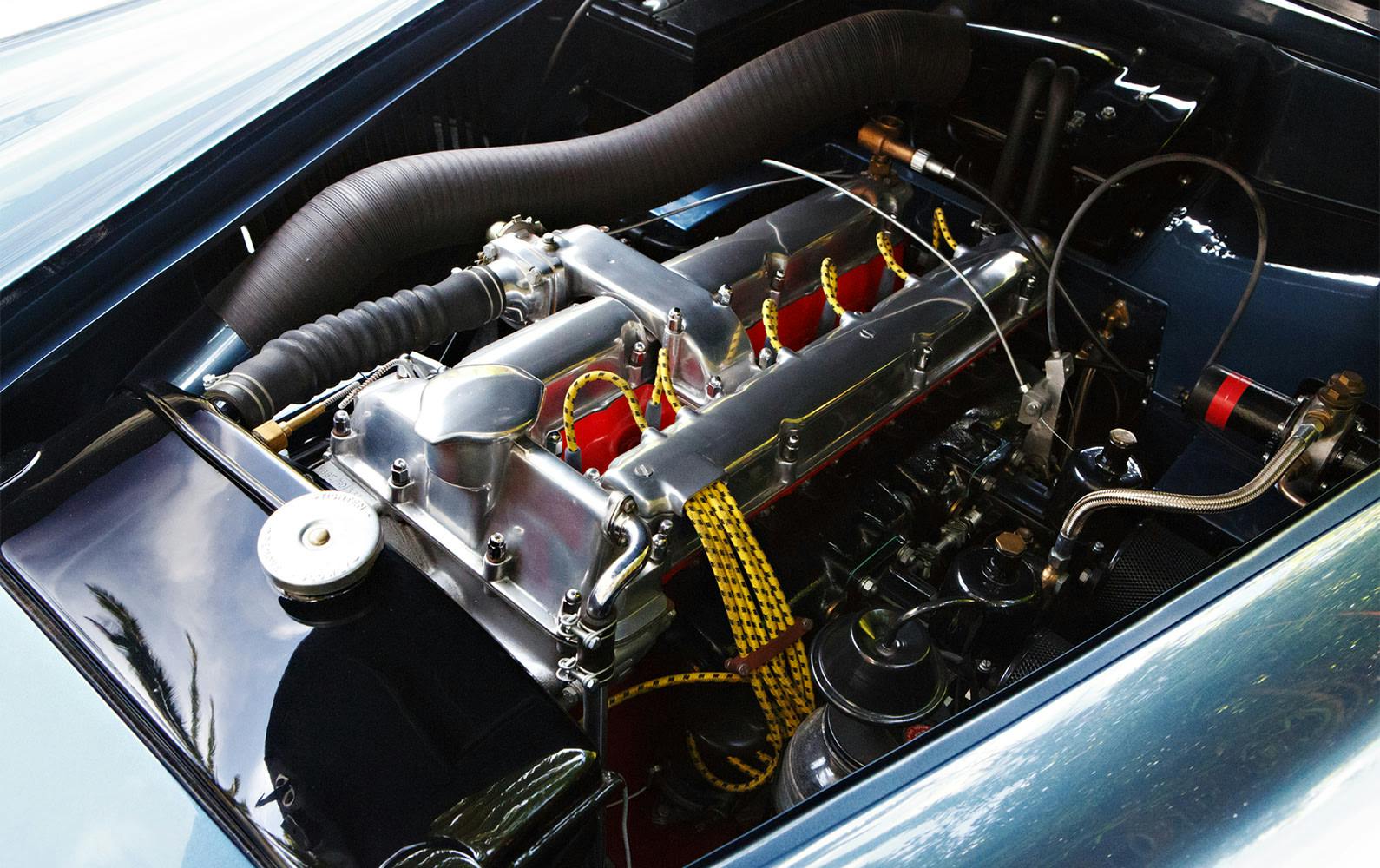 Aston Martin DB2 engine