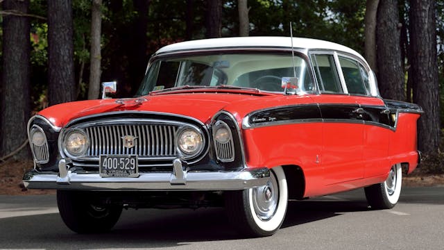 Nash Ambassador Super Sedan front three-quarter