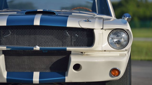 Shelby GT350R Fastback front half detail