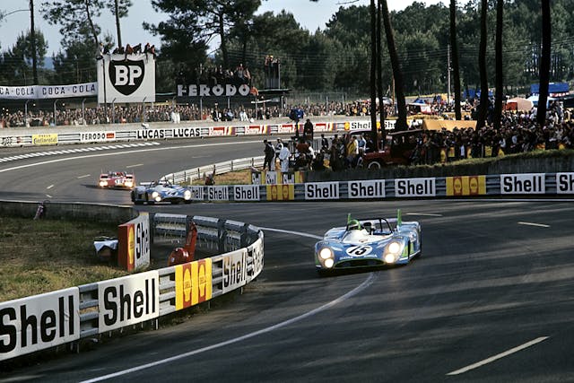1972 Matra MS 670 Henri Pescarolo 24 Hours Of Le Mans leading