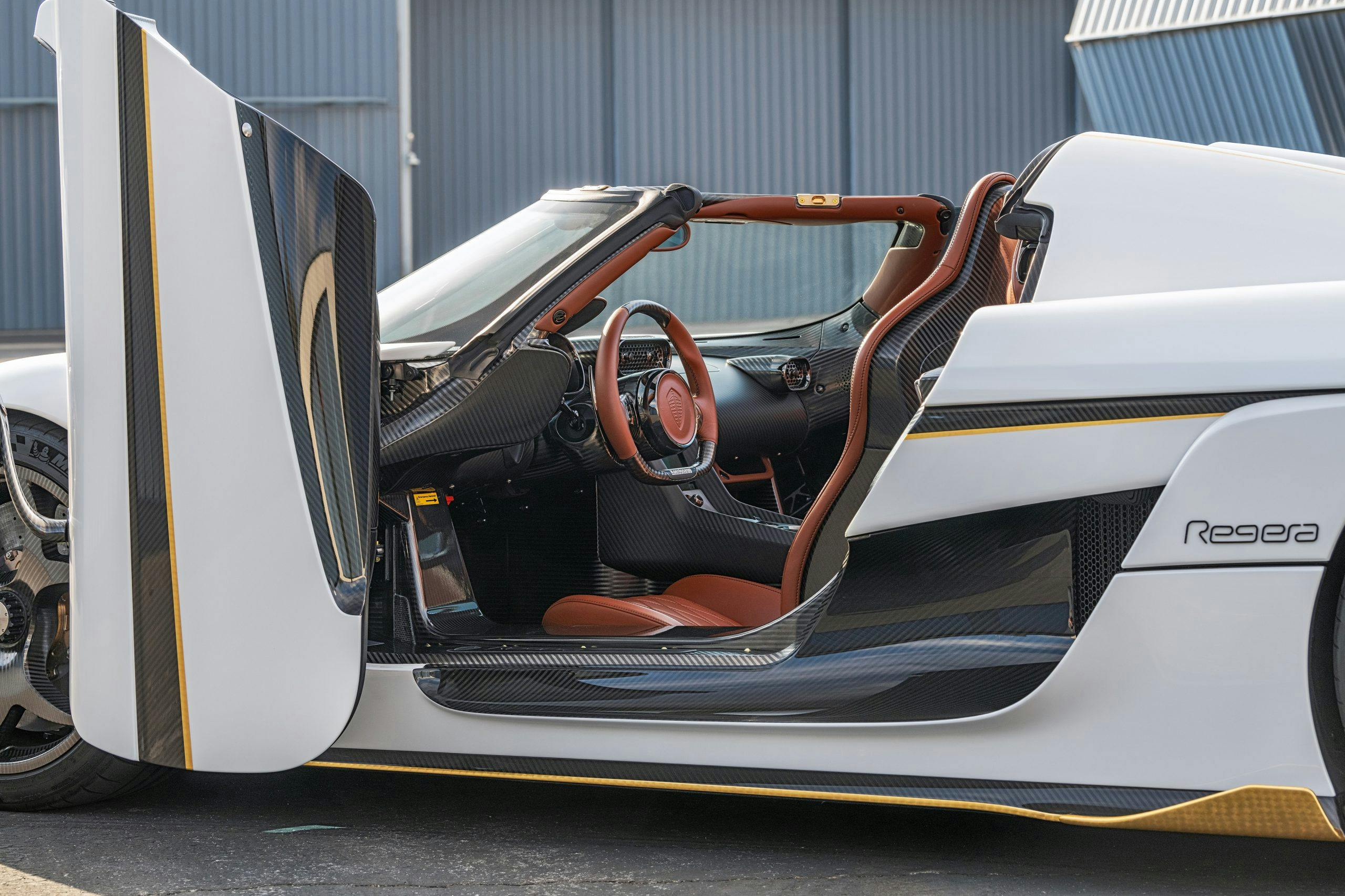 Koenigsegg Regera interior door open