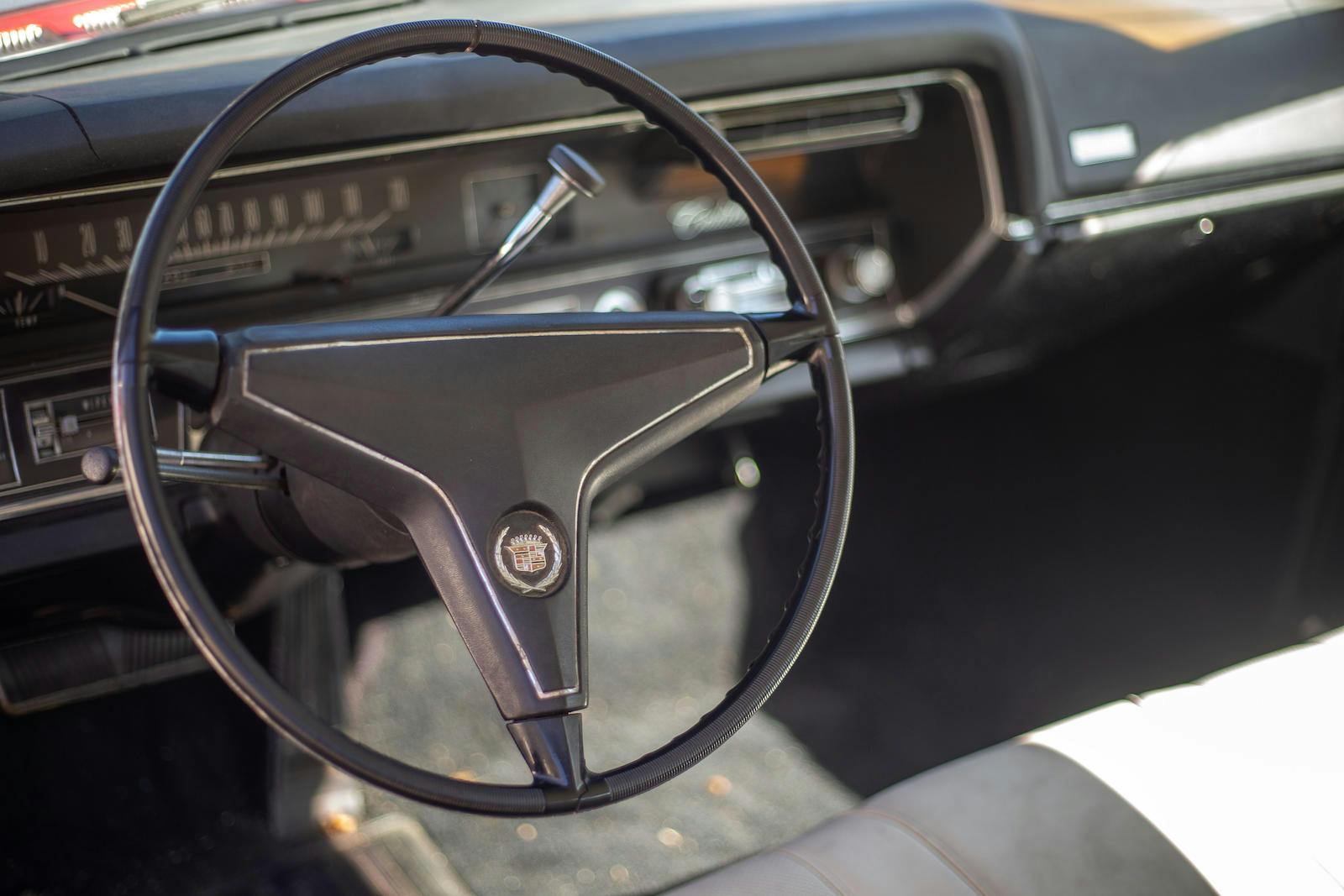 1967 Cadillac Eldorado steering wheel