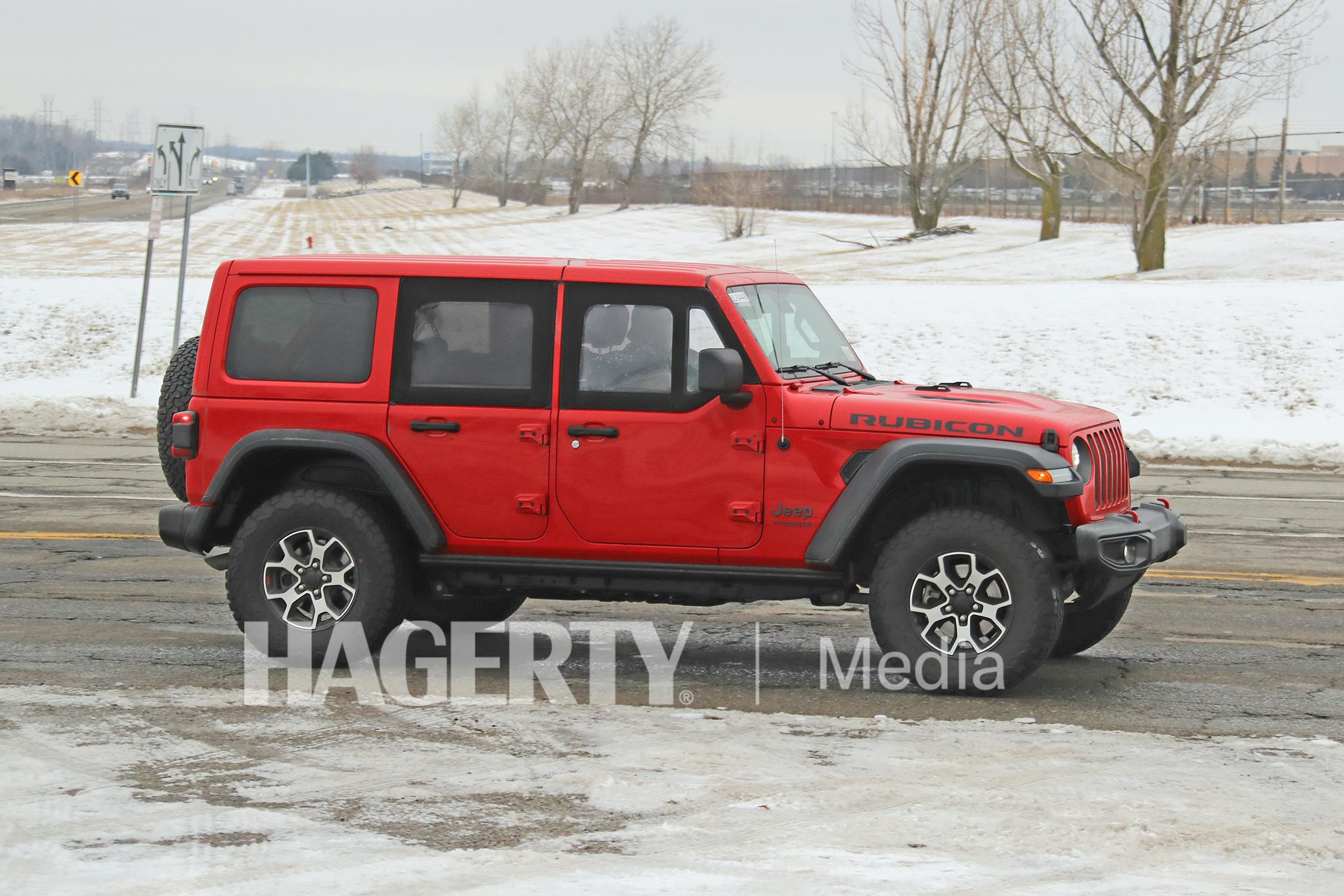 Jeep Wrangler Unlimited half doors spotted in new spy photos - Hagerty Media