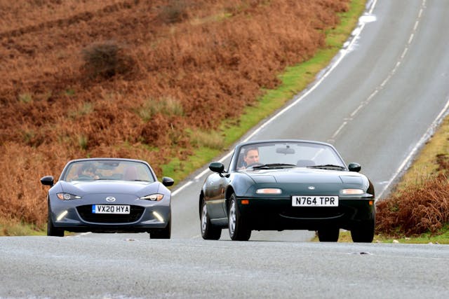 Mazda MX-5 and MX-5 R-Sport front action