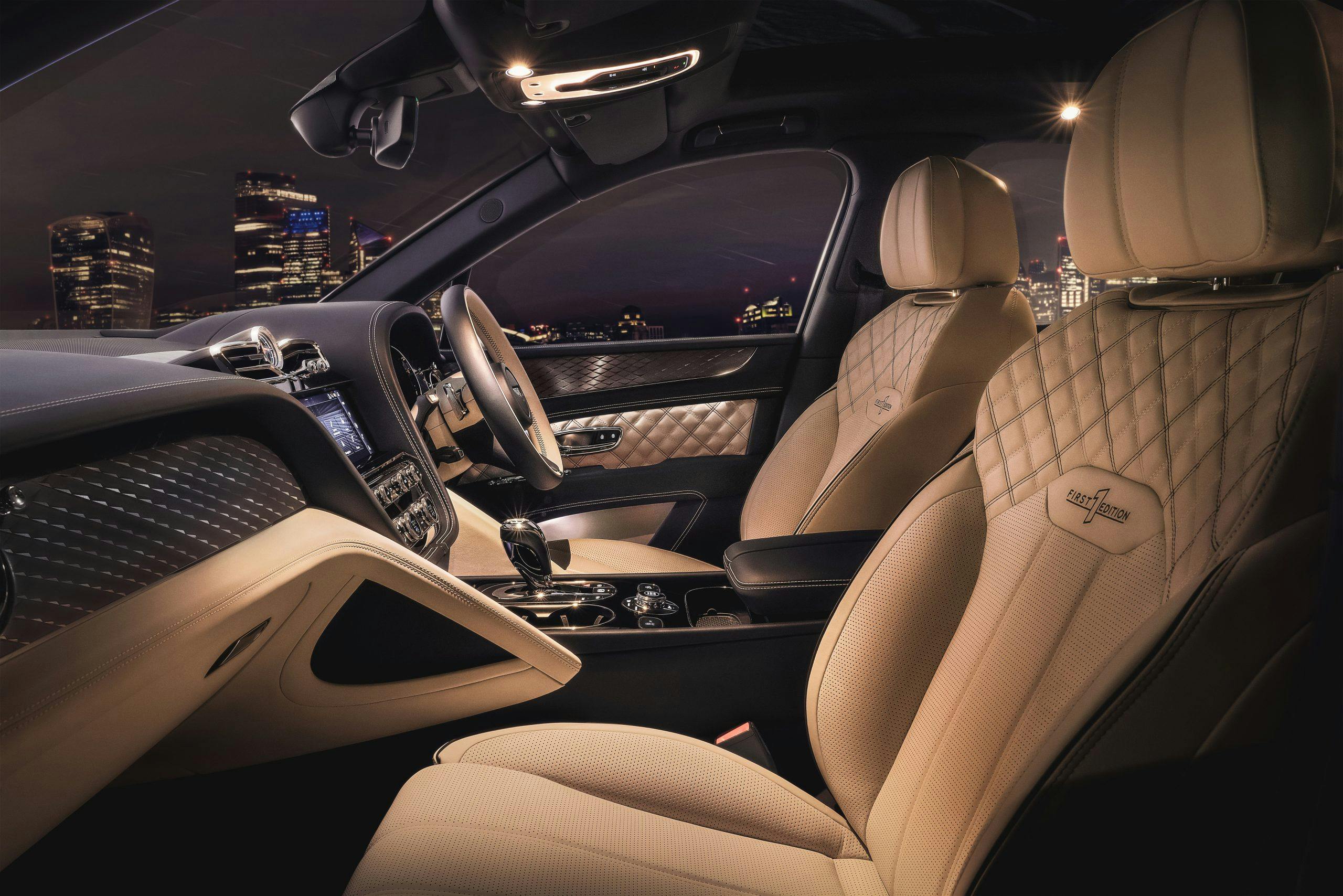 Bentley Bentayga Hybrid interior