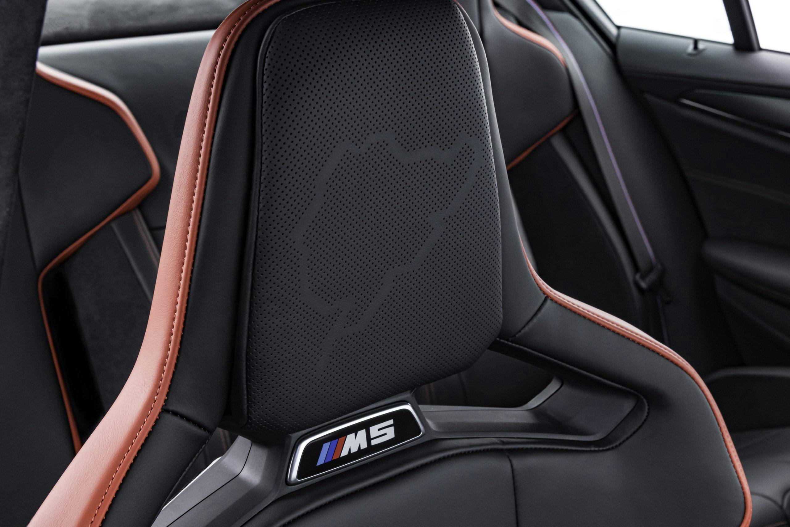 BMW M5 CS seat detail