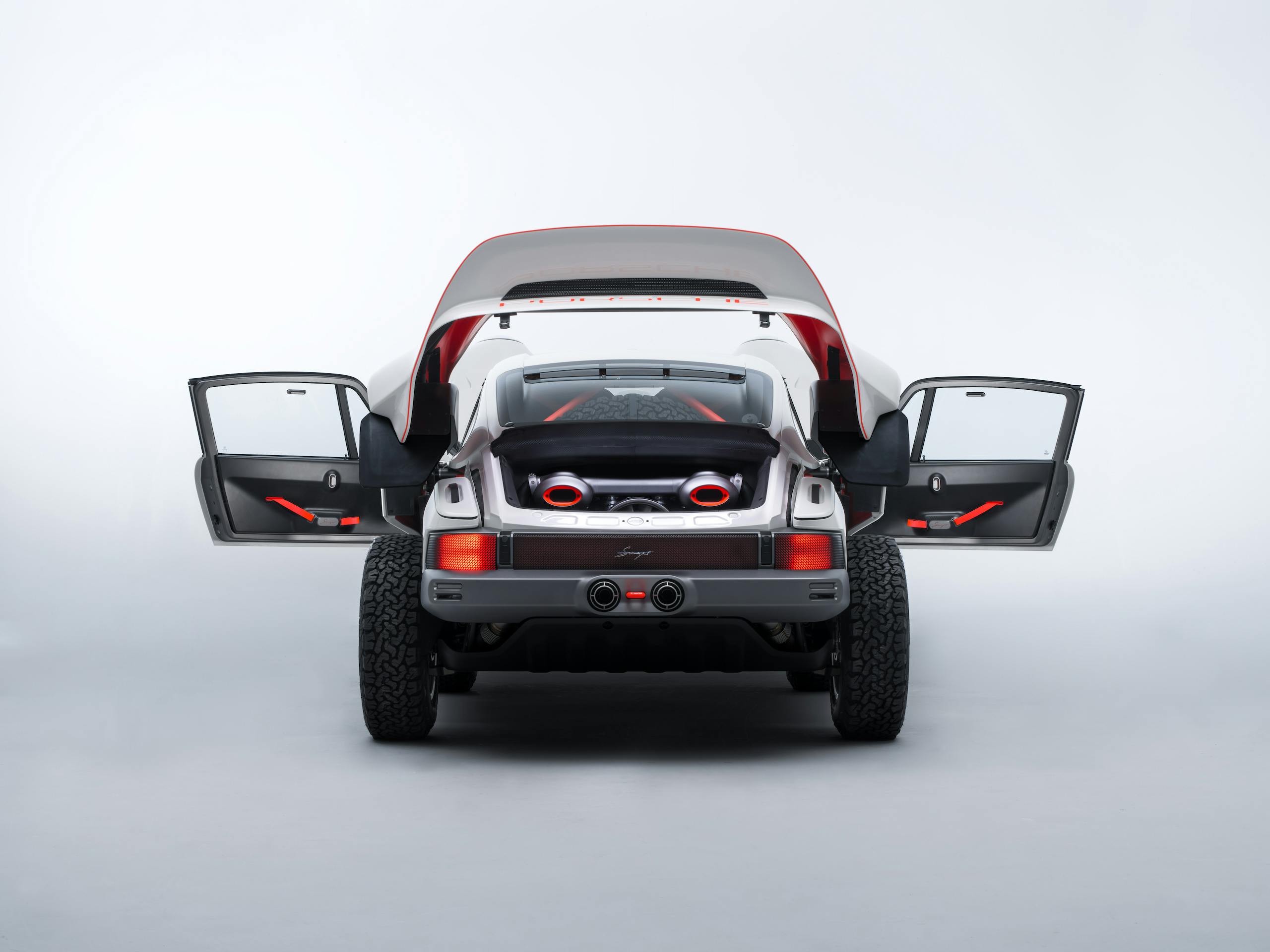 Singer All-Terrain Competition Study rear doors open