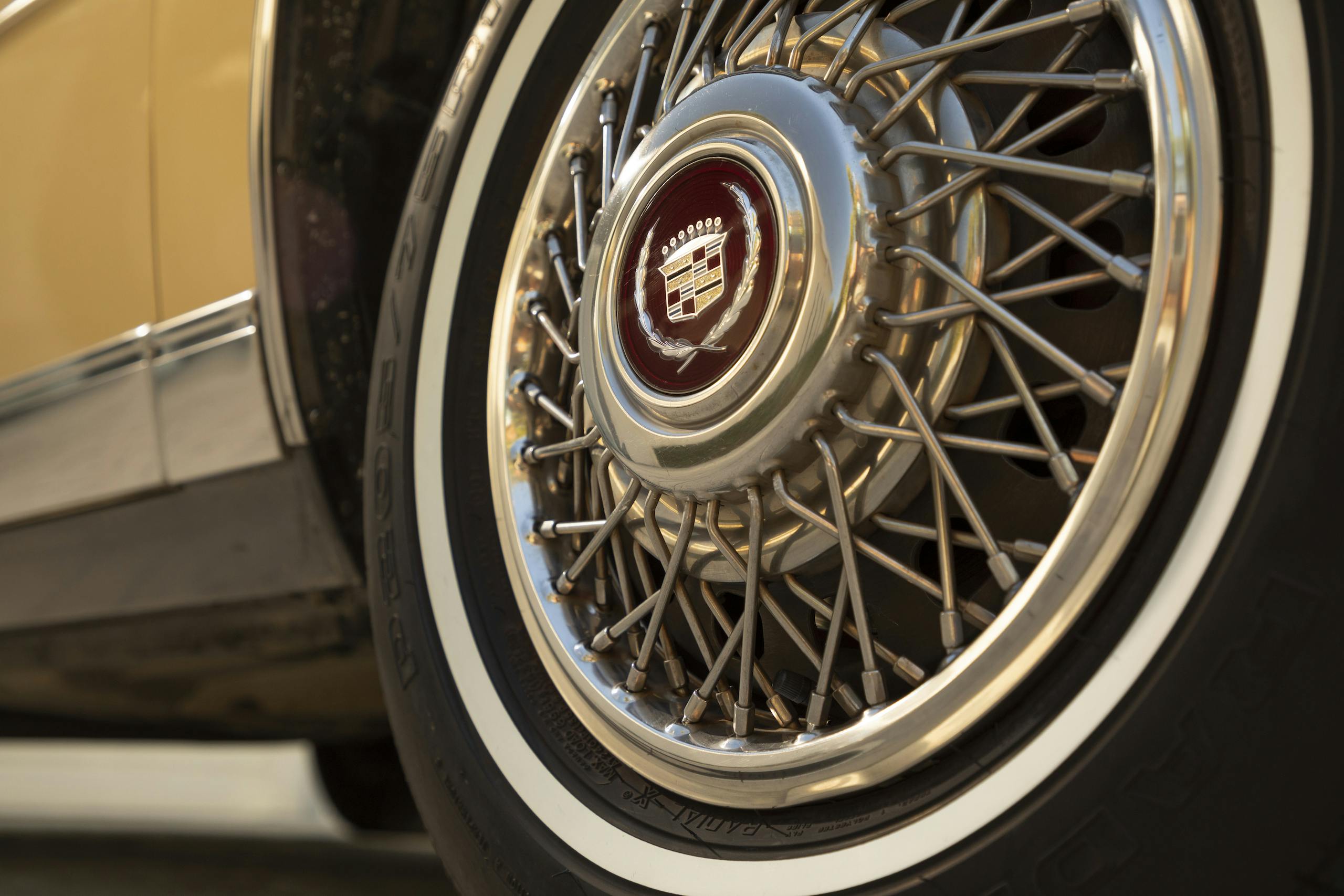 1986 Cadillac Coupe DeVille wheel detail
