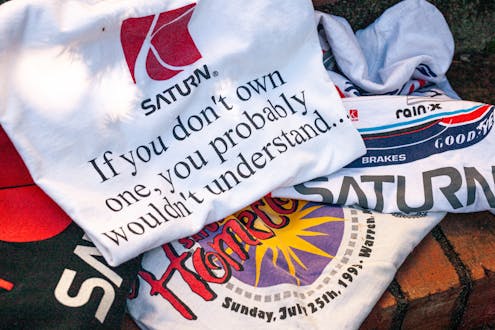 saturn t-shirts close